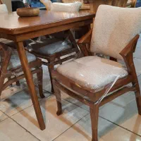 میز ناهارخوری پیچک پلاس