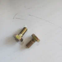 پیچ سر سیلند و پیچ کارتل|قطعات یدکی و لوازم جانبی|شیراز, جانبازان|دیوار