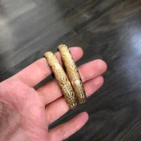 یک جفت النگو سایز دو حدود ۱۰ الی ۱۱ گرم