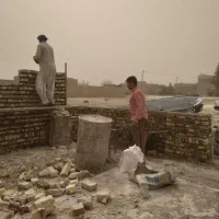 بنا با کارگر ثابت|خدمات پیشه و مهارت|زابل, |دیوار