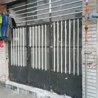 یک باب مغازه همراه با آب برق گاز