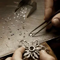 استخدام منشی خانم در آموزشگاه طلاسازی