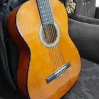 گیتار طرح یاماها C80