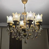 لوستر ۸ شعله