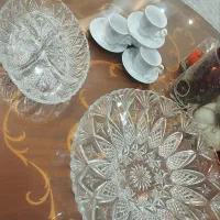 کریستال آناناسی و فنجون قهوه