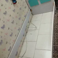 تخت یک نفره سالم در حد نو
