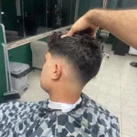 ارایشگر ماهر|استخدام درمانی، زیبایی، بهداشتی|رشت, رشتیان|دیوار
