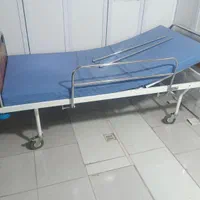 تخت بیمارستانی