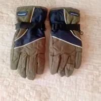 دستکش و کت و شلوار و پیراهن ترک نونو