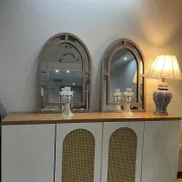 آینه کنسول ۴ماه خریدم مناسب جهیزیه همراه چندوسایل