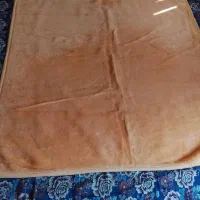 پتو نارنجی استفاده نشده