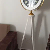 ساعت ایستاده