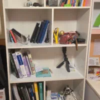 کتابخانه جنس mdf ابعاد ۲متر در ۷۵ سانت