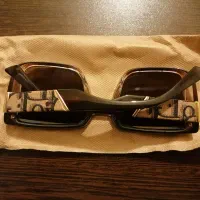 عینک در حد نو|زیورآلات و اکسسوری|کرمانشاه, |دیوار