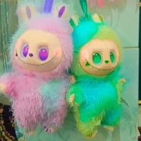 عروسک|اسباب‌بازی بچه|کنگاور, |دیوار