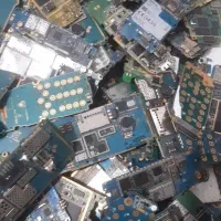 خریداربرد گوشی و ضایعات الکترونیکی