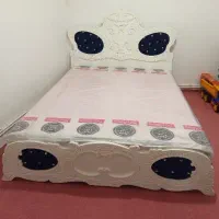 تخت دونفره به همراه تشک