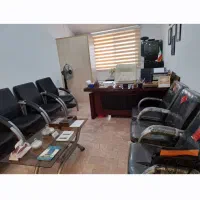 مغازه-بیست-متری-با-مالکیت-دارای-آب-و-برق-و-تلفن