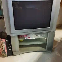 تلویزیون ۳۴ سامسونگ (پشت دار)  به همراه میز