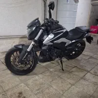 دومینار 250 دو شمع