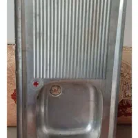 یک عدد سینک زرفشویی به فروش می‌رسد