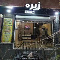 استخدام نیروی ساندویچ زن و صندوق دار