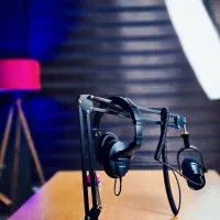 اجاره استودیو پادکست و گویندگی - محدوده انقلاب|اجارهٔ کوتاه‌مدت دفتر کار و فضای آموزشی|تهران, نصرت|دیوار