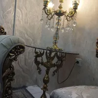 آباژور برنز به همراه میز فرشته برنز