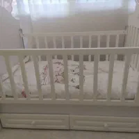 تخت نوزاد