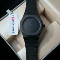 ساعت مچی مشکی بند کربن