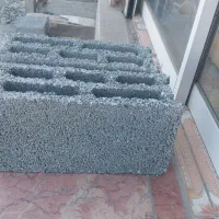 با سلام  بلوکه سبک و سنگین  ۲۰ در ۴۰ سیمانی
