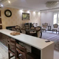 آپارتمان-دو-خواب-خیابان-آدینه