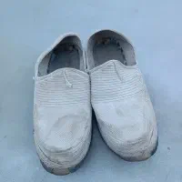 کفش که لاش و مجلسی