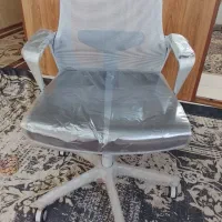 صندلی چرخشی برای شرکت میزکامپیوتر