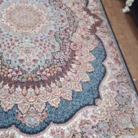 قالی شیش متری و موکتا قهوه ای