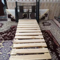 تخت یک نفره