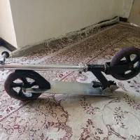 اسکوتر|دوچرخه، اسکیت، اسکوتر|پرند, فاز ۶|دیوار