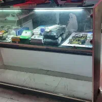 دو عدد ویترین آینه کاری