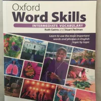 Oxford word skills سطح متوسط