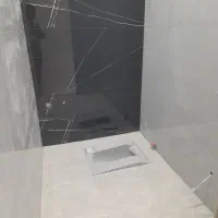 نصب کاشی کاری‌ وسرامیک کارکاشیکار اسلب بین کابینتی