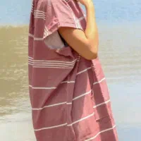 حوله پانچویی جیب دار سفری و سبک|لباس|کیش, |دیوار