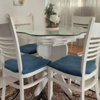 میزغذاخوری ۴ نفره