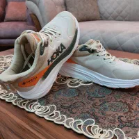 فروش کفش بروکس، هوکا، نیوبالانس|کیف، کفش، کمربند|شیراز, میدان قائم|دیوار