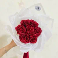 دسته گل و عروسک