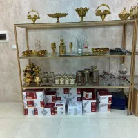 ویترین فلزی مستحکم و قفسه