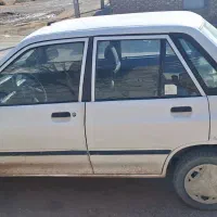 یک دستگاه ماشین پراید