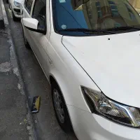 ساینا اس سفید