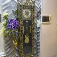 ساعت برنز وگلدان