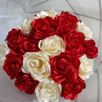 گل روبانی زیبا