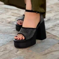 ی جفت صندل مجلسی نو شماره پا38سبک هستن